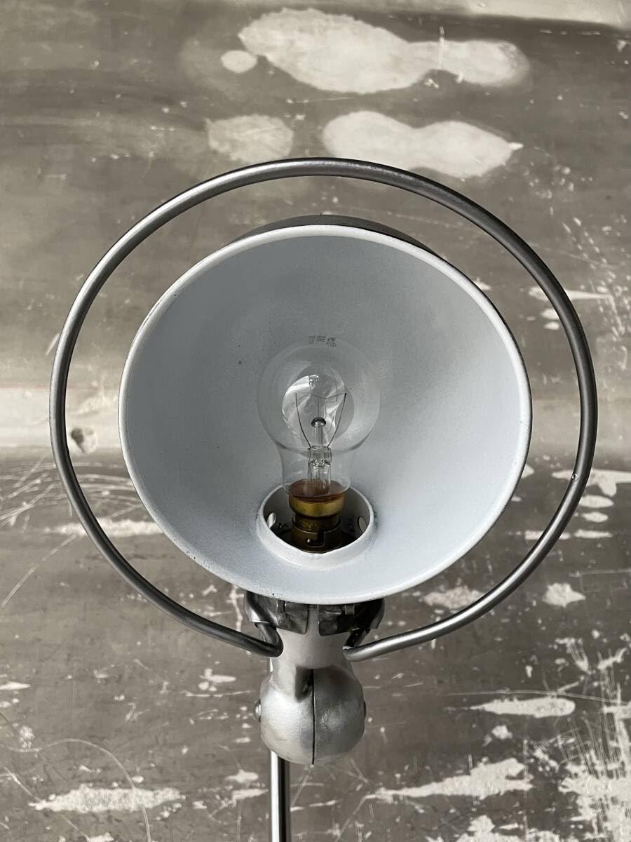 ジェルデ　jielde Jielde インダストリアル　ジャンク品 Jielde Signal Floor Lamp Black｜フロアランプ｜IDEE SHOP Online